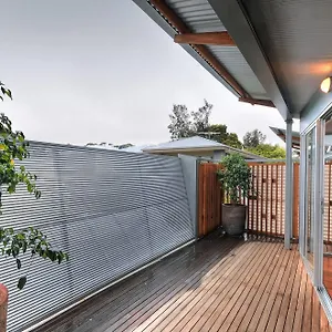 La Loft Parkside Aparthotel
